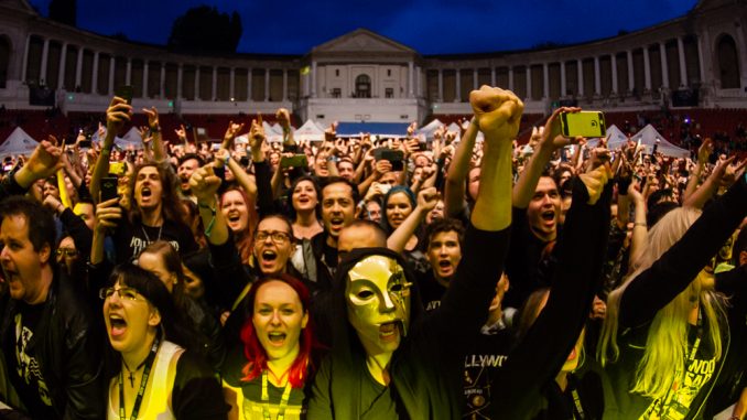 Hollywood Undead